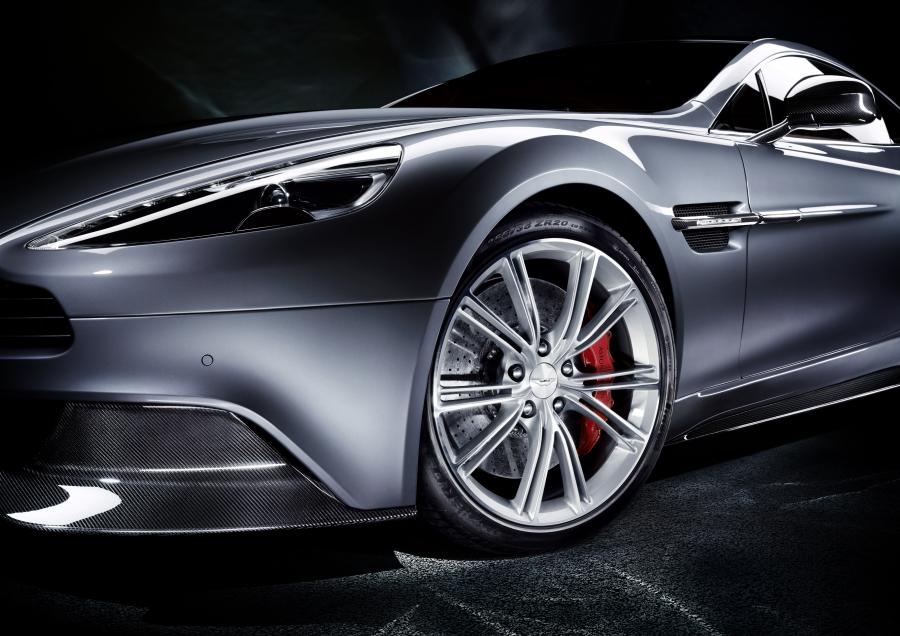 Детали экстерьера Aston Martin Vanquish 2012 года  (UK) (фото 120 из 170)